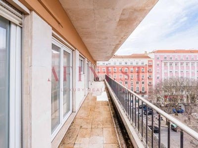 /international/pt/avenida-antonio-augusto-aguiar-sao-sebastiao-da-pedreira-lisboa-lisbon-310105408073/