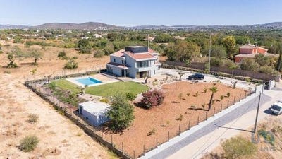 /international/pt/loule-faro-120092382149/