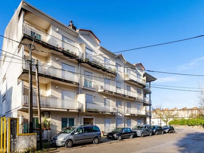 /international/pt/rua-das-grutas-419-mira-de-aire-portugal-mira-de-aire-leiria-310108835312/