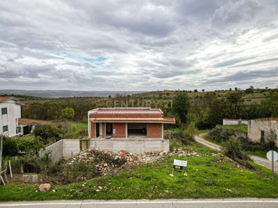 /international/pt/algoso-braganca-310094939091/