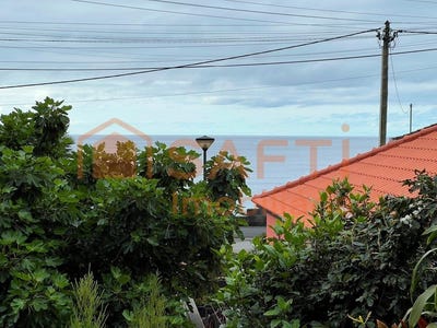 /international/pt/ponta-delgada-madeira-310108105159/