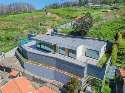 /international/pt/faja-da-ovelha-madeira-310100710499/