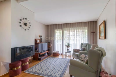 /international/pt/rua-de-raimundo-de-carvalho-912-hab-2-1-oliveira-do-douro-porto-310108419921/