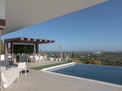 /international/pt/santa-barbara-de-nexe-faro-310108973482/?lang=de
