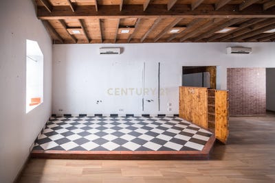 /international/pt/rua-clara-passos-esteves-n-º-1-samora-correia-santarem-310100671458/