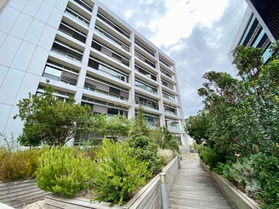 /international/pt/avenida-d-joao-ii-parque-das-naes-lisbon-310094662949/