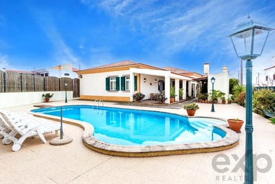 /international/pt/avenida-jose-carlos-ezequiel-27-sesimbra-setubal-municipality-310106775694/