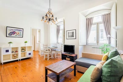 /international/pt/rua-nova-do-almada-lisbon-lisbon-310093843371/