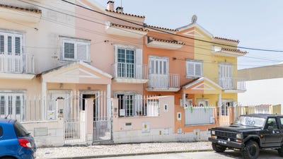 /international/pt/rua-adriano-correia-de-oliveira-1362b-quinta-do-conde-portugal-quinta-do-conde-setubal-municipality-310108560988/