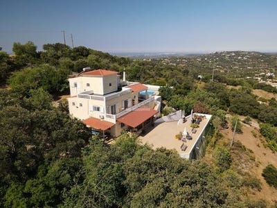 /international/pt/loule-faro-310101384904/