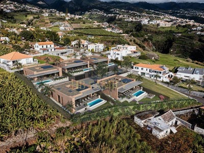 /international/pt/estreito-da-calheta-madeira-310108527043/