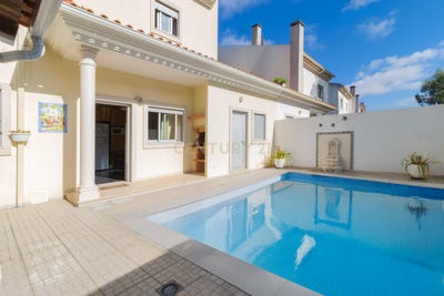 /international/pt/rua-salgueiro-maia-n163-marinha-grande-portugal-marinha-grande-leiria-310108834697/
