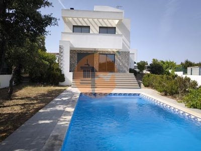 /international/pt/sao-bartolomeu-castro-marim-faro-310108602253/?lang=id
