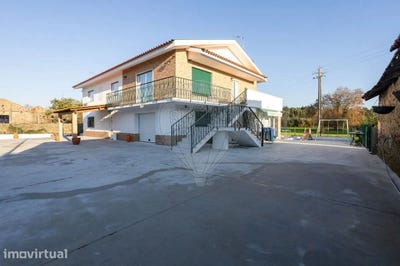 /international/pt/ovar-aveiro-310093912732/