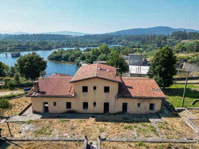 /international/pt/rua-da-fonte-da-montanha-205-4755-045-areias-de-vilar-portugal-areias-de-vilar-e-encourados-braga-310101485734/