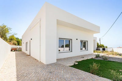 /international/pt/santa-barbara-de-nexe-faro-310108652478/?lang=es