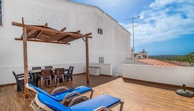 /international/pt/budens-faro-310106488588/