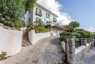 /international/pt/avenida-do-restelo-lisbon-portugal-belem-lisbon-310103783287/