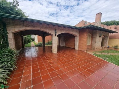 /international/py/san-francisco-entre-juan-de-salazar-y-republica-de-siria-mcal-lopez-asuncion-310100385760/?lang=en