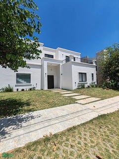 /international/py/manzana-8-lote-15-aqua-village-barrio-santa-librada-s-n-altos-cordillera-altos-cordillera-department-310107525294/