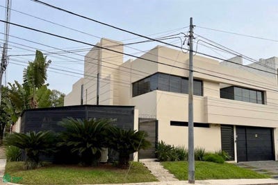 /international/py/romulo-feliciangeli-esq-agustin-pio-barrios-s-n-las-carmelitas-asuncion-310108421996/