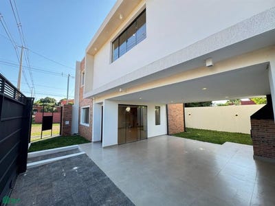 /international/py/jose-marti-esquina-teniente-eduardo-ramirez-s-n-luque-central-luque-central-department-310108528856/