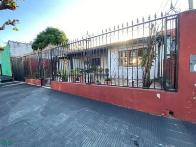 /international/py/israel-2522-fernando-de-la-mora-central-fernando-de-la-mora-central-department-310108645642/