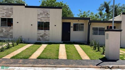 /international/py/pg5r-9j6-luque-110954-s-n-luque-central-luque-central-department-310106265251/