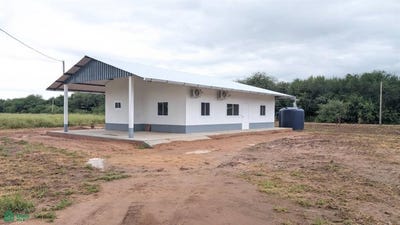 /international/py/kleefeld-s-n-loma-plata-boqueron-boqueron-department-310107296100/