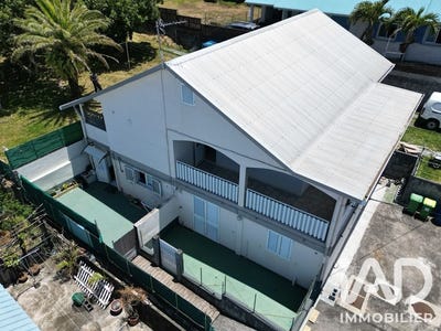 /international/re/petite-ile-saint-pierre-310108988825/