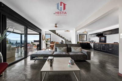 /international/re/la-possession-saint-denis-310104963714/