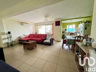 /international/re/sainte-suzanne-saint-denis-310104231735/