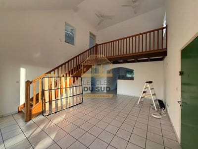 /international/re/saint-joseph-saint-pierre-310106115969/