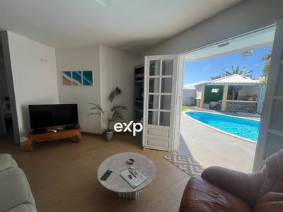 /international/re/sainte-marie-saint-denis-310108184733/