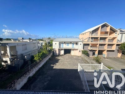 /international/re/saint-pierre-saint-pierre-310108600200/