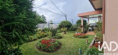 /international/re/saint-joseph-saint-pierre-310108420812/