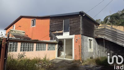 /international/re/saint-joseph-saint-pierre-310101015813/?lang=en