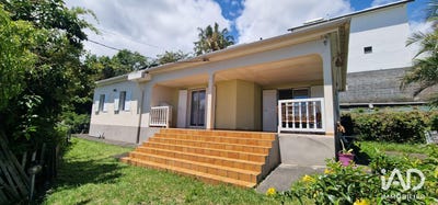 /international/re/sainte-marie-saint-denis-310104885600/