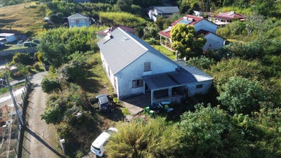 /international/re/la-possession-saint-denis-310107675083/