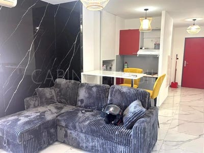 /international/re/saint-denis-saint-denis-310107367641/