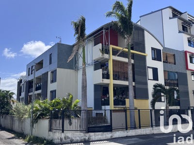 /international/re/sainte-clotilde-saint-denis-310102271856/