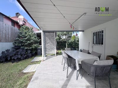 /international/re/entre-deux-saint-pierre-310108994609/