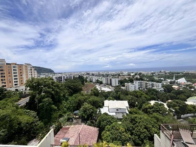 /international/re/saint-denis-saint-denis-310102749194/