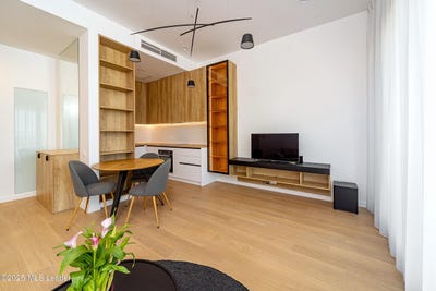 /international/ro/164-strada-vacarescu-barbu-bucuresti-bucharest-310103426709/