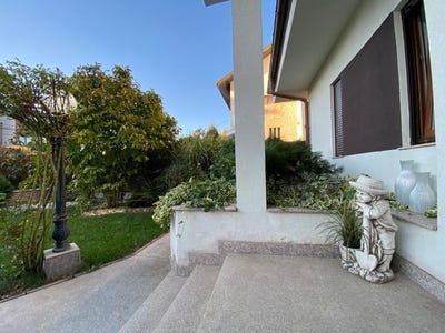/international/ro/strada-erou-radu-costache-bucuresti-bucharest-310101106333/?lang=zh-tw