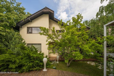 /international/ro/82-84-strada-erou-iancu-nicolae-voluntari-ilfov-county-310105321427/