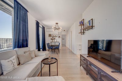 /international/ro/1-bulevardul-pipera-voluntari-ilfov-county-310102590779/