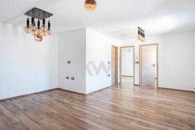 /international/si/smarje-koper-310109018763/