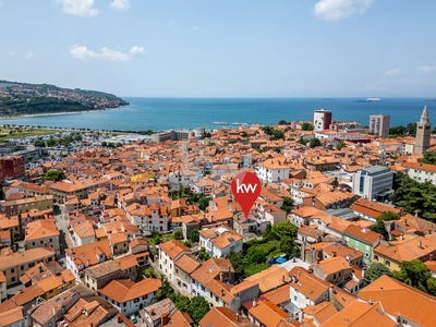 /international/si/koper-koper-310108240934/