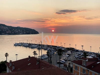 /international/si/koper-capodistria-koper-310107942702/